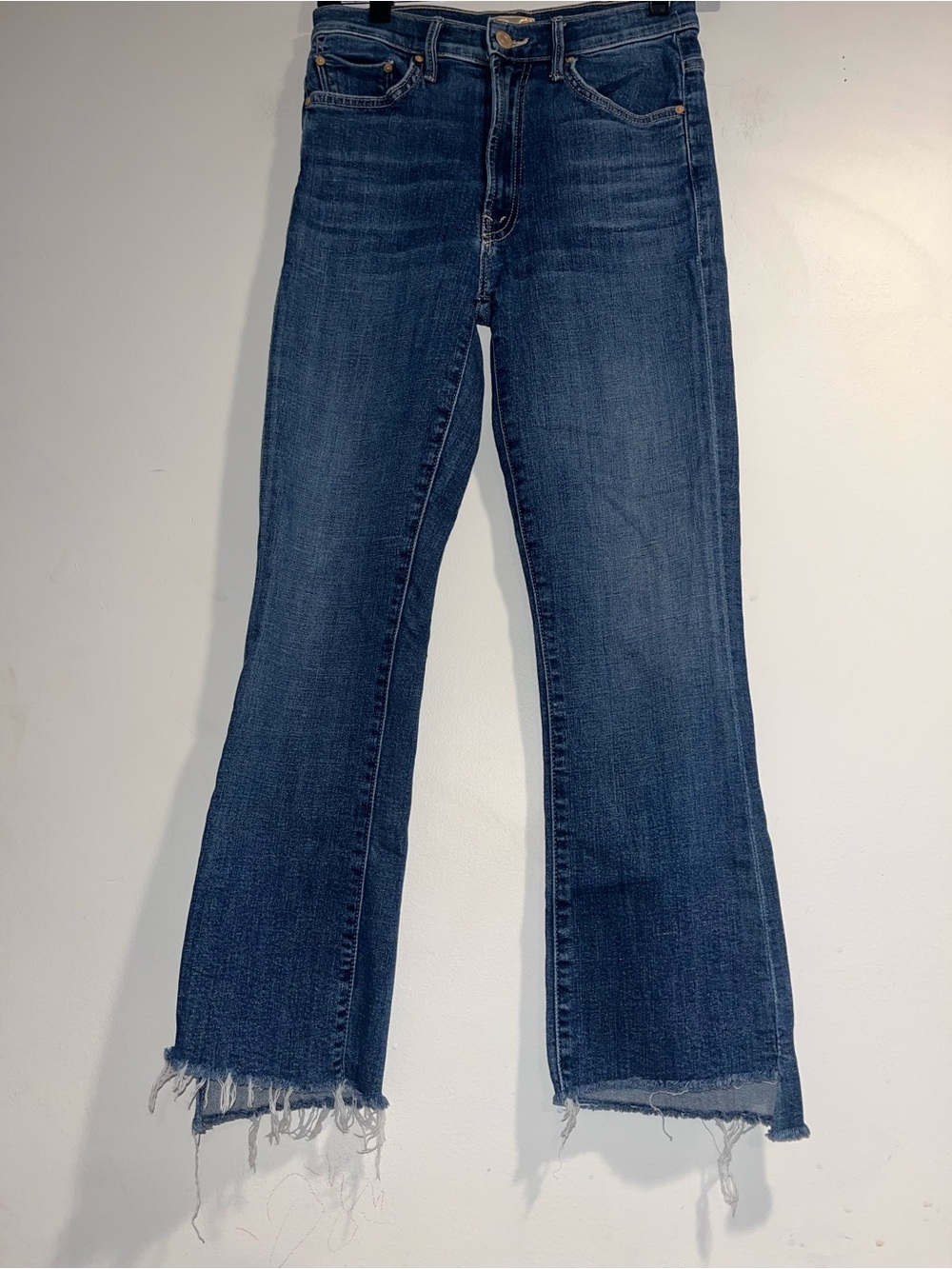 MOTHER The Insider Crop Step Fray jeans in Girl Crush